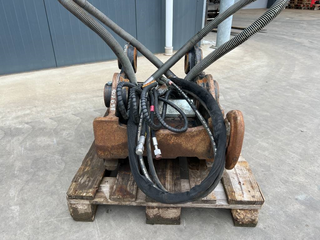 Heavy machinery product image - Image 2 of 15