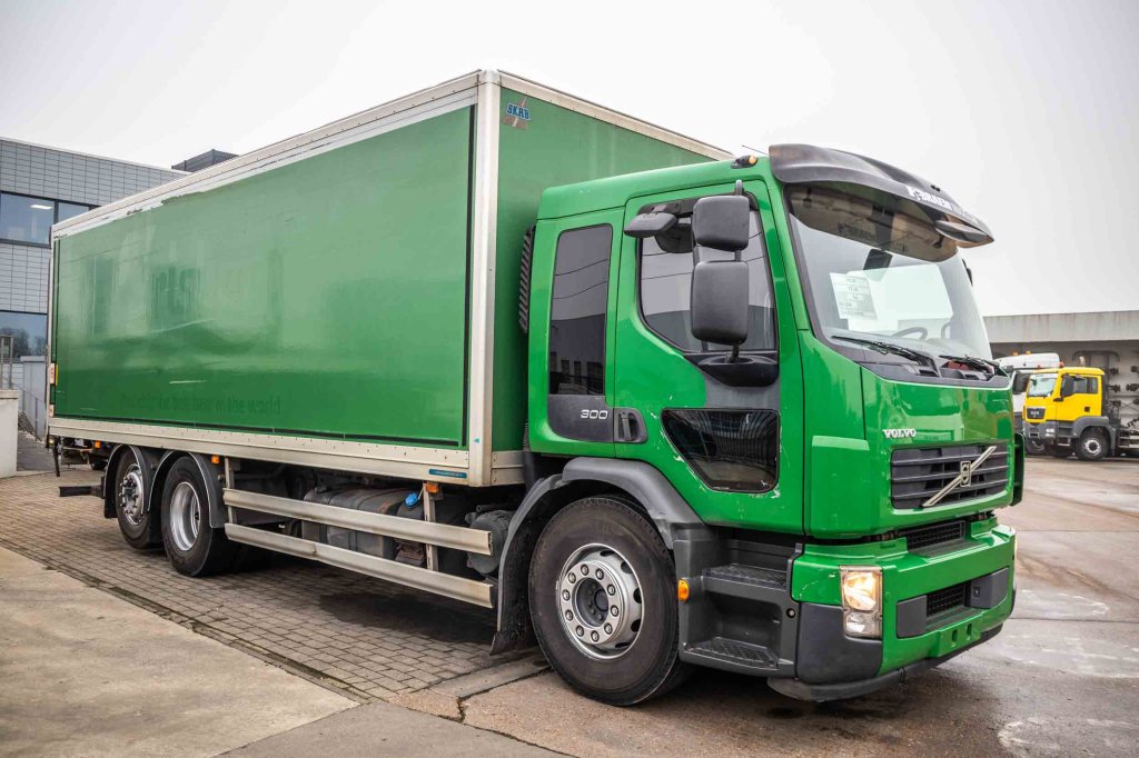 VOLVO FE 300-6x2 2009 E63304 FE 300-6x2 2009 1 image 2