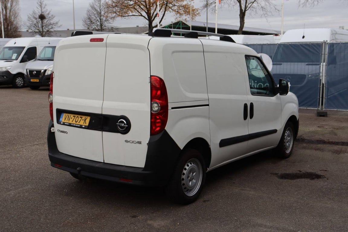 Opel COMBO VAN Diesel 2015 2015 Opel Combo van 2015 1 image 6