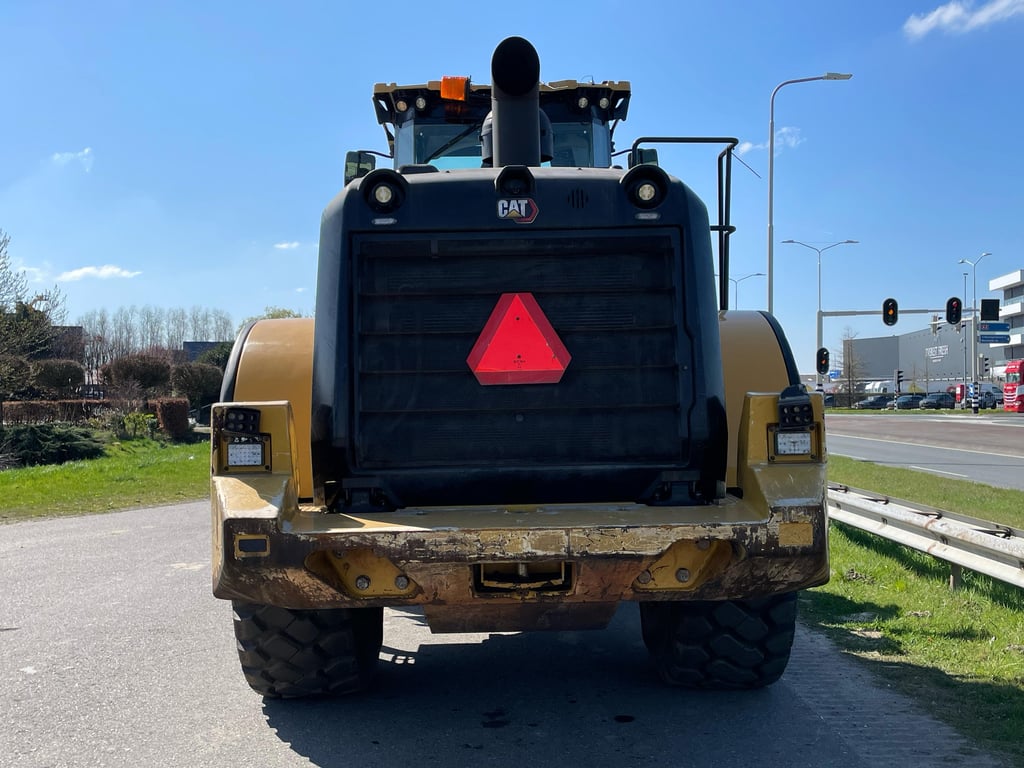 Caterpillar 972M XE - CE / new tires / new bucket edge 2021 00033216 972M XE - CE / new tires / new bucket edge 2021 1 ima...