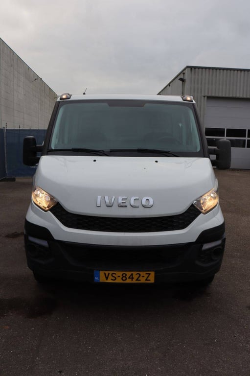 Iveco 35S13 Diesel Box Truck 2016 2016 35S13 2016 1 image 9