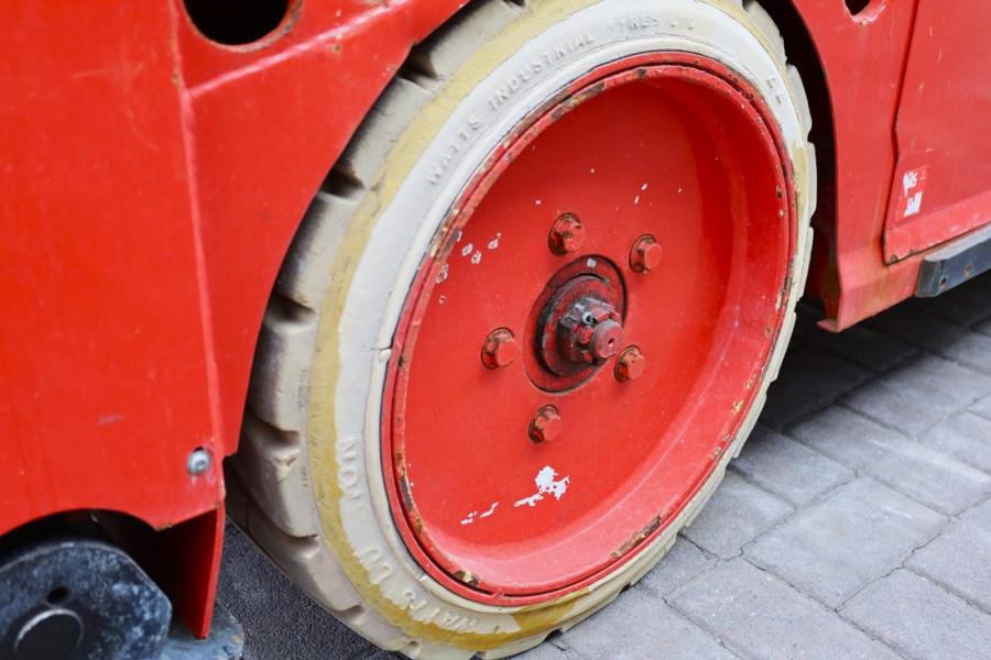 PB LIFT S225-12ES Electric, 22.5m Working Height, 450 2009 PB LIFT - S225-12ES - 90309 PB LIFT S225-12ES Electric, 22.5m W...