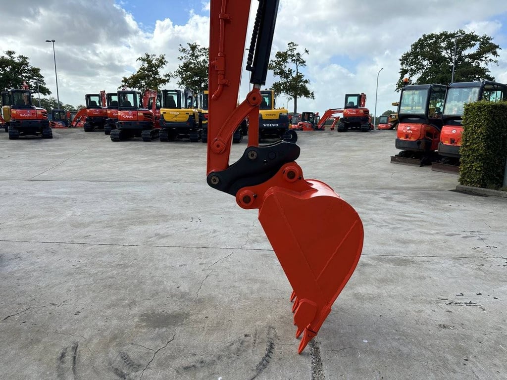 Crawler excavator Kubota KX155-3SZ Diesel 29.4kW 2012 2012 KX155-3SZ 2012 1 Crawler Excavators image 11