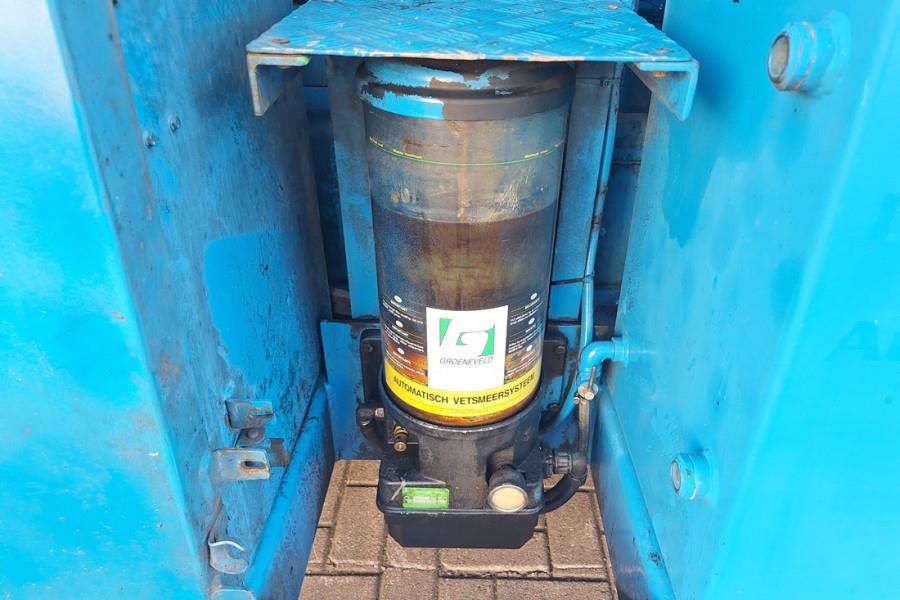 Holland Lift Megastar G300DL30/S Diesel, 4x4x4 Drive, 33.5m Wor 2001 HOLLAND LIFT - Megastar G300DL30/S - 90374 Holland li...