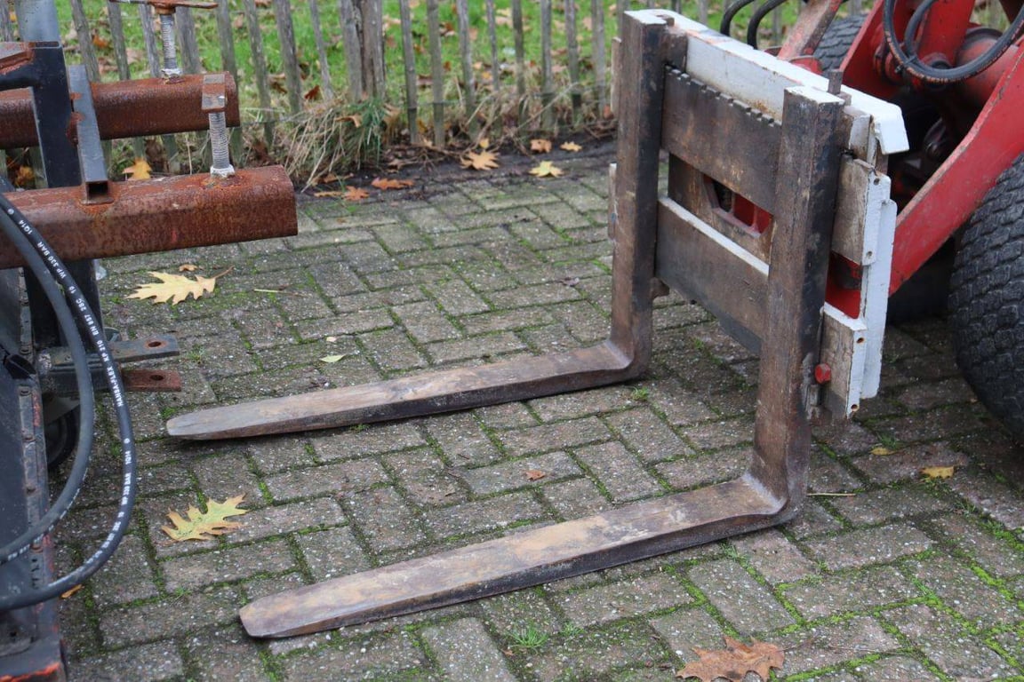 Articulated loader Fuchs F853H Diesel 21kW 2004 2004 Fuchs F853H 2004 1 image 10