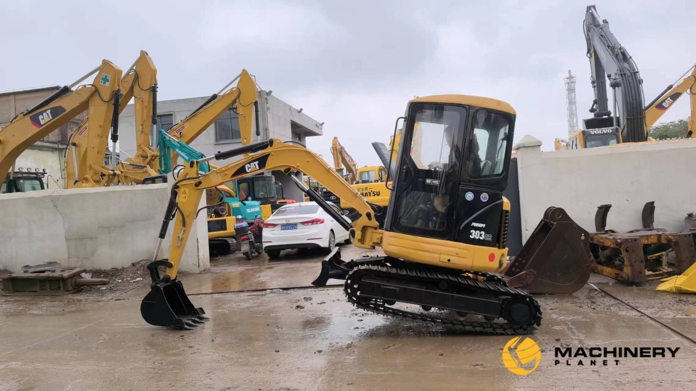 Mini used CAT 303CR Crawler excavator 303CR 2021 1 image 6