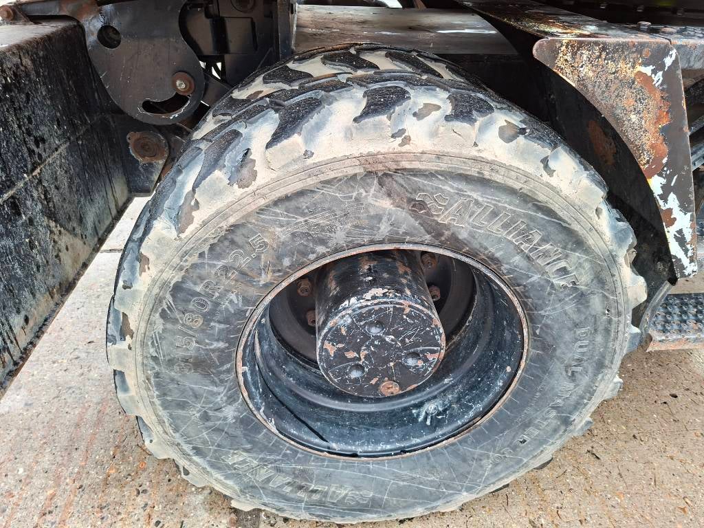 Heavy machinery product image - Image 29 of 32