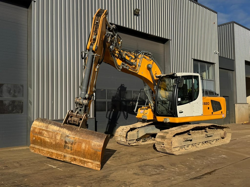 Liebherr R920LC 2014 00033680 R920LC 2014 1 image 11