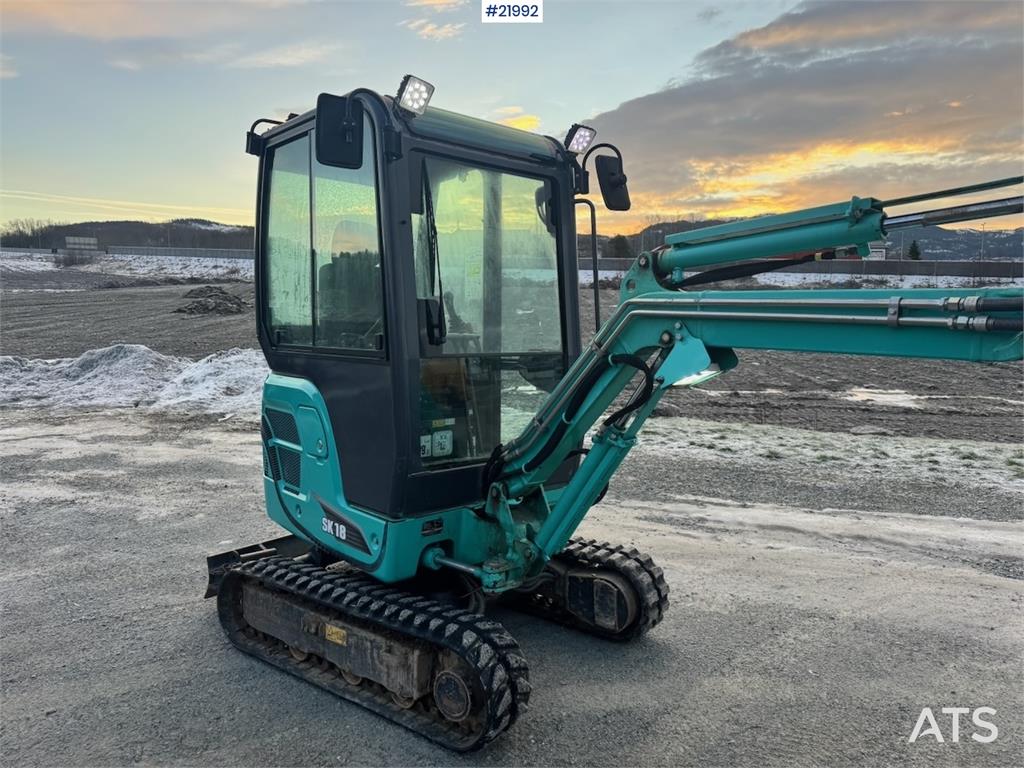 Kobelco SK18 Mini excavator w/ Powertilt, 3 buckets, rippe 2016 21992 SK18 Mini excavator w/ Powertilt, 3 buckets, rippe 2...