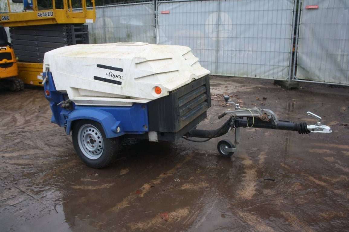 Compressor Atlas Copco XAS 47 Diesel 2013 2013 XAS 47 2013 1 Compressors image 3