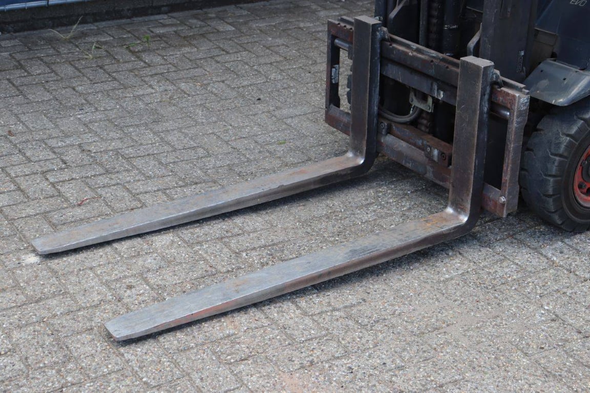 Forklift Linde E16L-02 Electric 1600kg 2.84m 2020 2020 E16L-02 2020 1 Forklift image 10