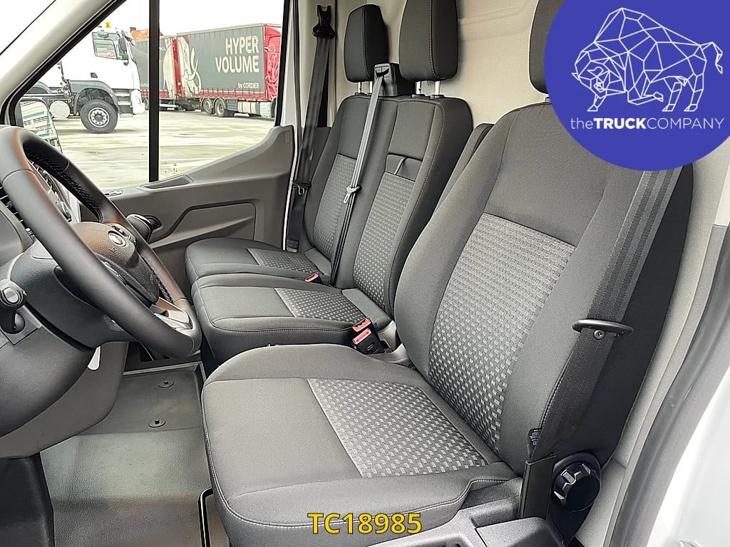 Ford Transit 130.35 L3h2 - NEW - 40Km 2025 TC18985 Transit 130.35 L3h2 - NEW - 40Km 2025 0 image 15