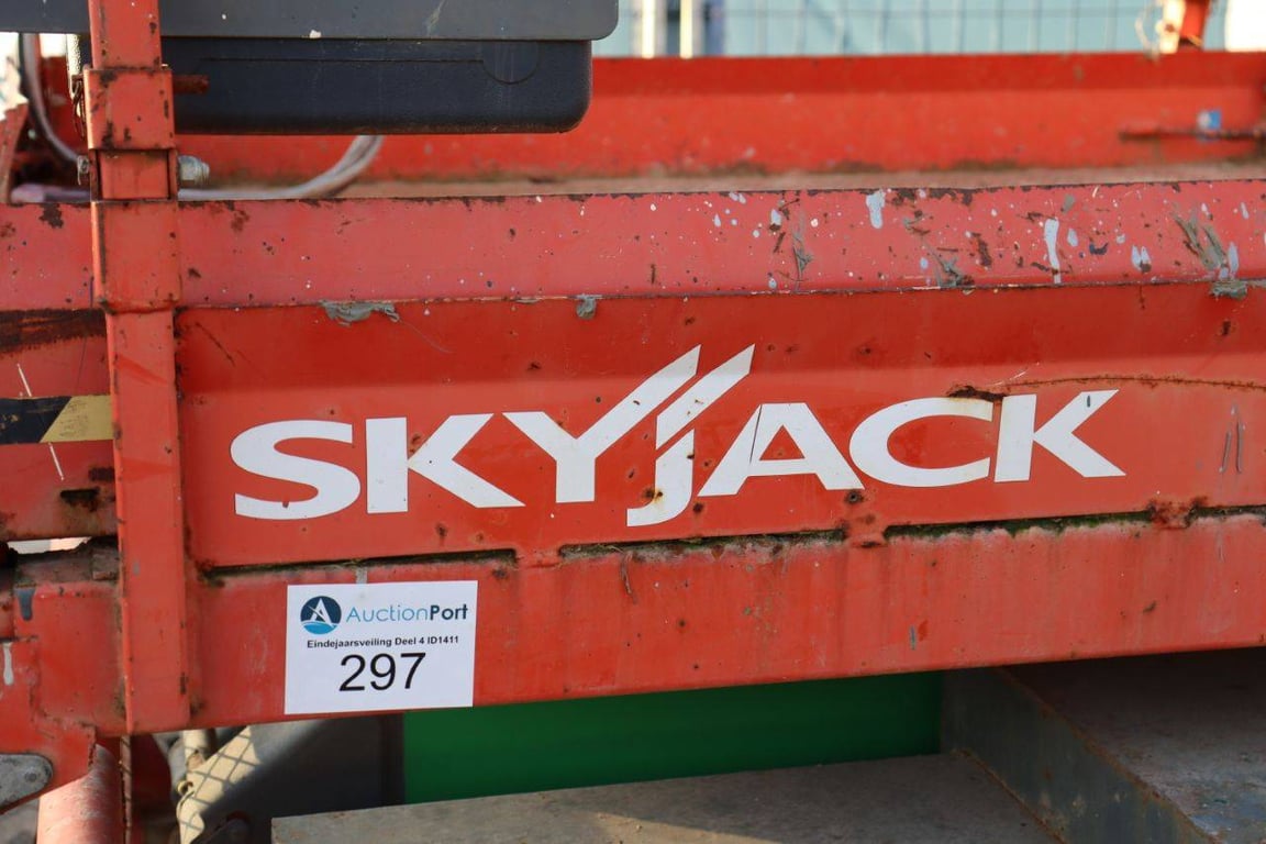 Scissor lift Skyjack SJ6826 RT Diesel 10m 2014 2014 SJ6826 RT 2014 1 Scissor Lifts image 15