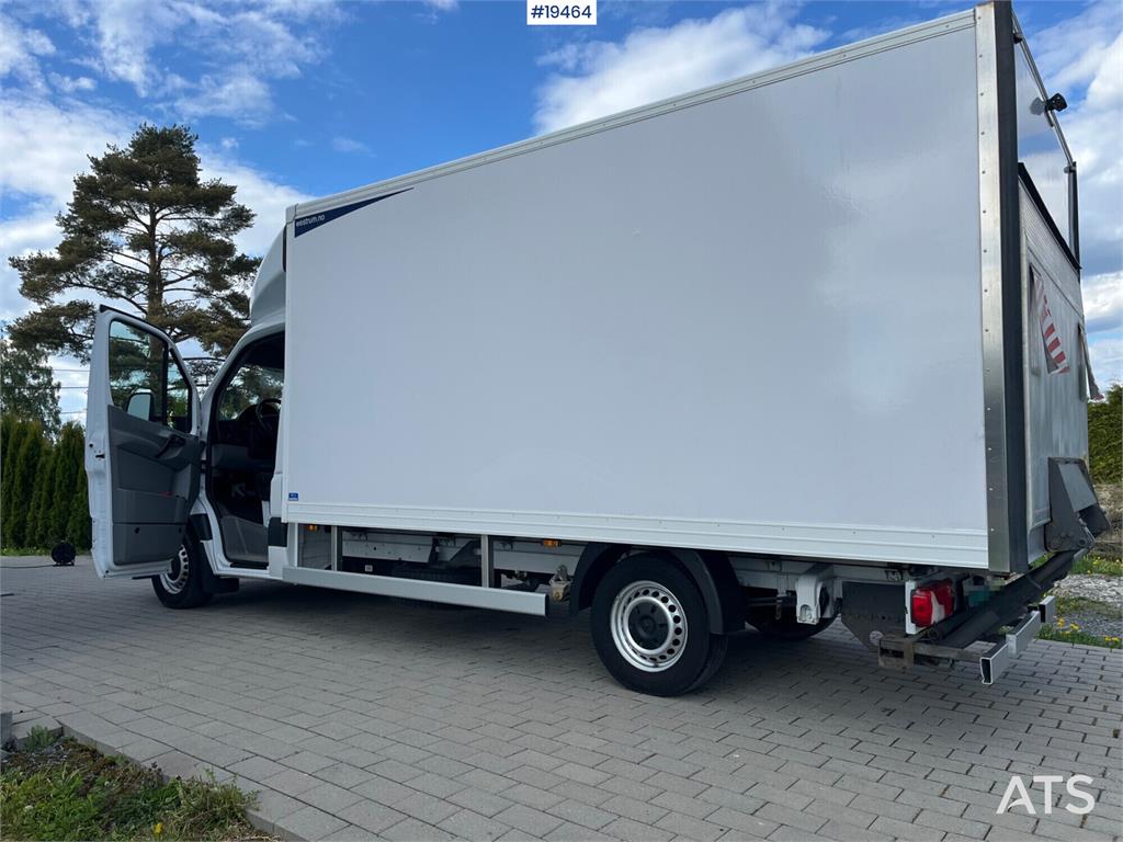 Mercedes-Benz Sprinter 316CDI Box truck w/ Lift. 115,000 km. 2015 19464 Sprinter 316CDI Box w/ Lift. 115,000 km. 2015 1 im...