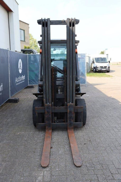 Forklift Nissan 30 Electric 3000kg 30 1 Forklift image 8