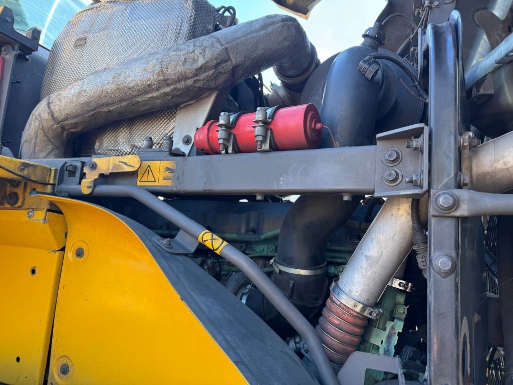 Heavy machinery product image - Image 14 of 15
