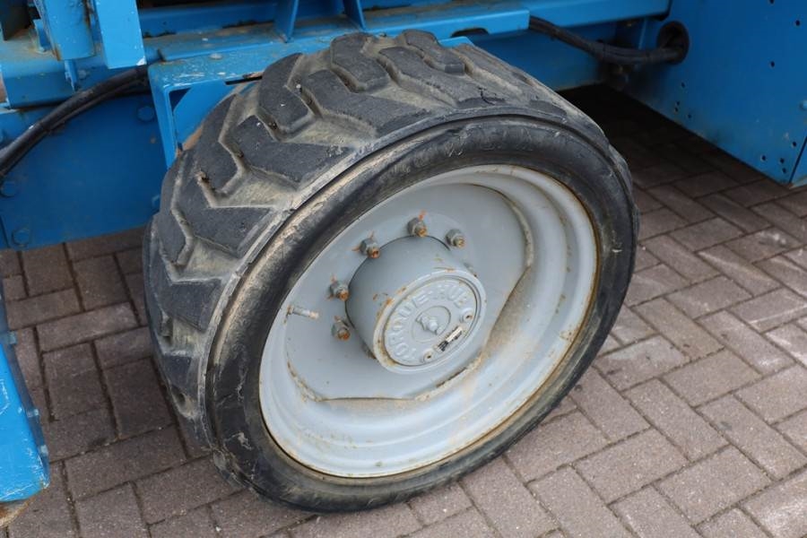 Genie GS5390 Diesel, 4x4 Drive, 18.15m Working Height, 6 2013 GENIE - GS5390 - 90002 GS5390 Diesel, 4x4 Drive, 18.15m Work...