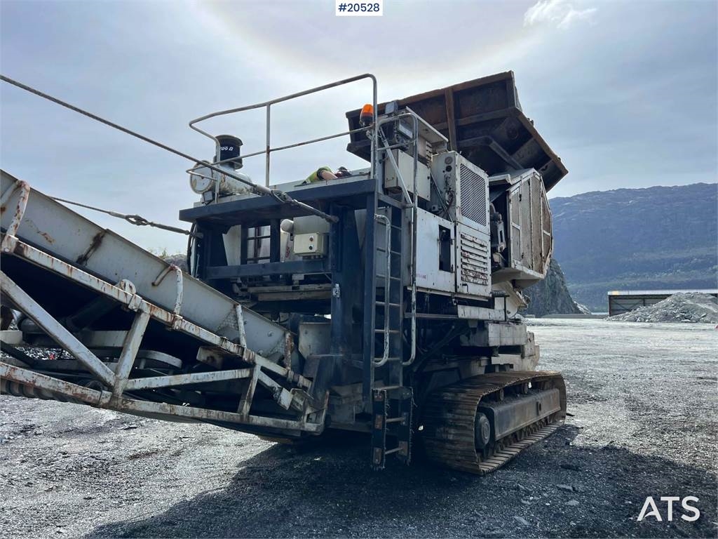 Haahjem ctc 110 crusher w/side conveyor and screen. WATCH 1986 20528 Haahjem ctc 110 crusher w/side conveyor and screen. W...