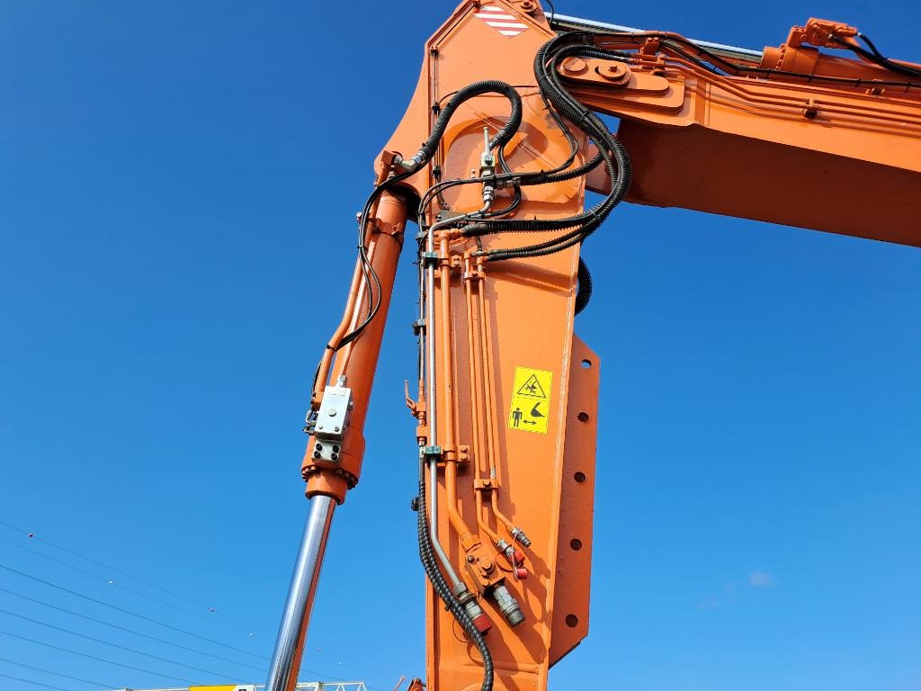 Hitachi ZX 300 LC-6 2018 ATR-2125 ZX 300 LC-6 2018 1 Crawler Excavators image 8