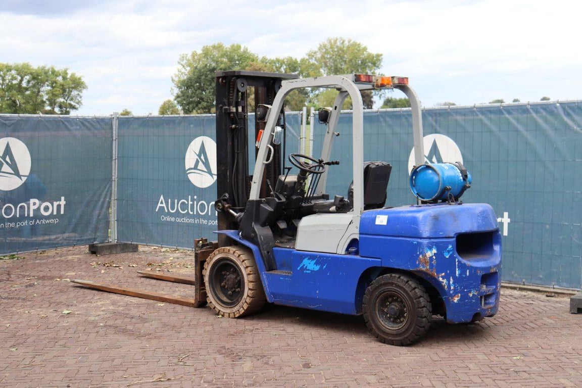 Forklift Hangcha CPQD35N RW11A-Y LPG 3500kg 4.5m Hangcha CPQD35N RW11A-Y 1 Forklift image 3