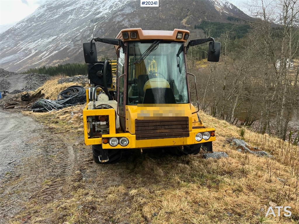 Hydrema 912B w/ 2007 Essverk Platform 912 lift with basket 2003 20241 Hydrema 912B w/ 2007 Essverk Platform 912 lift with ...