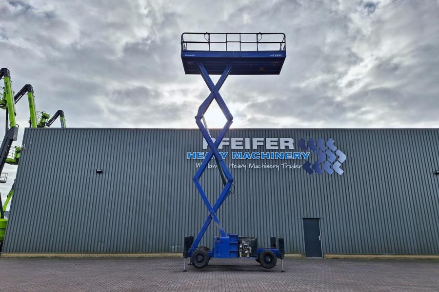 Haulotte H12SXL Diesel, 4x4 Drive, 12m Working Height, 700k 2008 HAULOTTE - H12SXL - 90367 H12SXL Diesel, 4x4 Drive, 12m W...