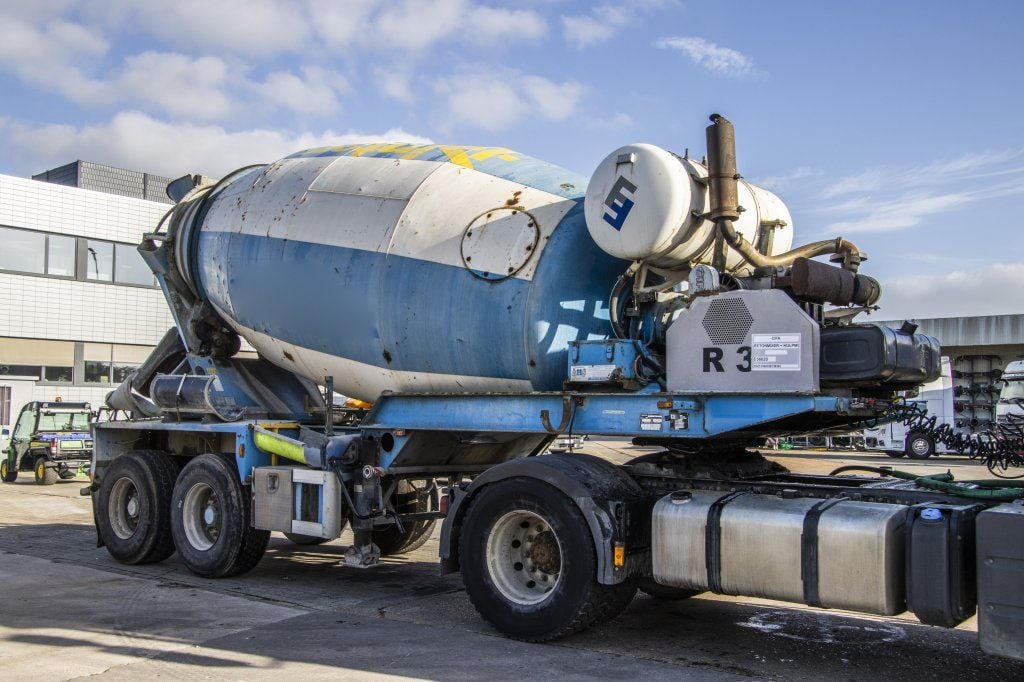 MOL BETON MIXER/MALAXEUR/MISCHER 10M3+MOTOR/MOTEUR 2006 E56020 MOL BETON MIXER/MALAXEUR/MISCHER 10M3+MOTOR/MOTEUR 2006 1 i...