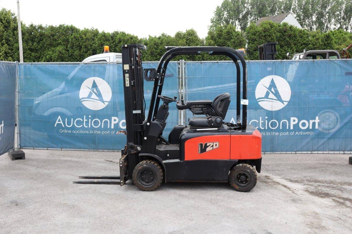 Forklift EP CPD20FVD8-TW-1 Electric 2000kg 2018 EP CPD20FVD8-TW-C 2018 1 Forklift image 2