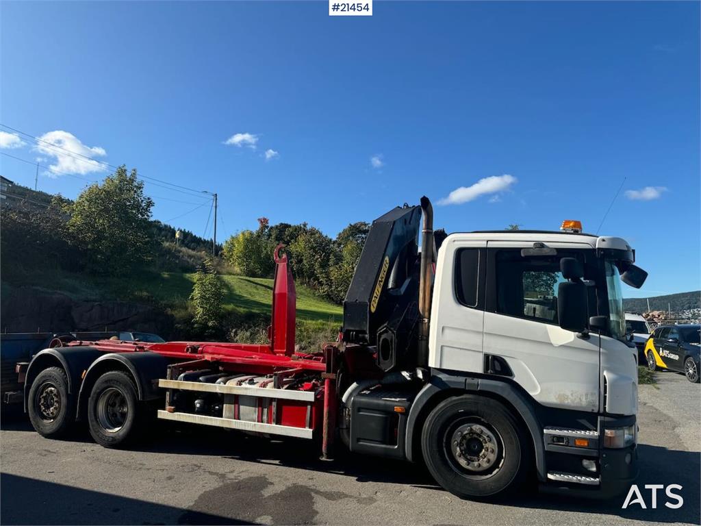 Scania P340 Hook/crane truck 23 t/m Palfinger crane 2005 21454 P340 Hook/crane truck 23 t/m Palfinger crane 2005 1 Crane t...