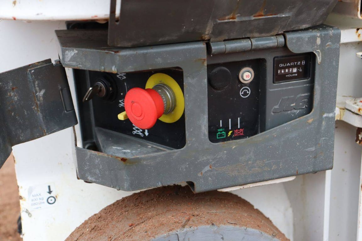 JLG 1230ES Electric Mast Lift 5.66m 2014 2014 1230ES 2014 1 image 11