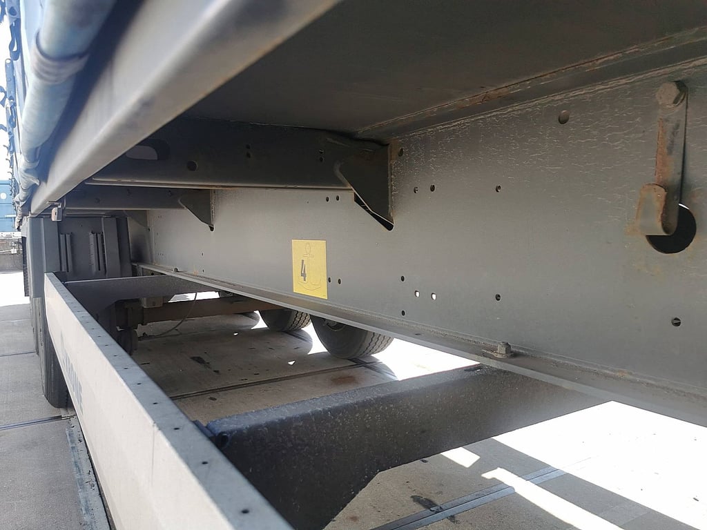 KRONE SDP 02 bär 2 tons taillift 2017 SDP 02 BÄR 2 TONS TAILLIFT 2017 1 image 8