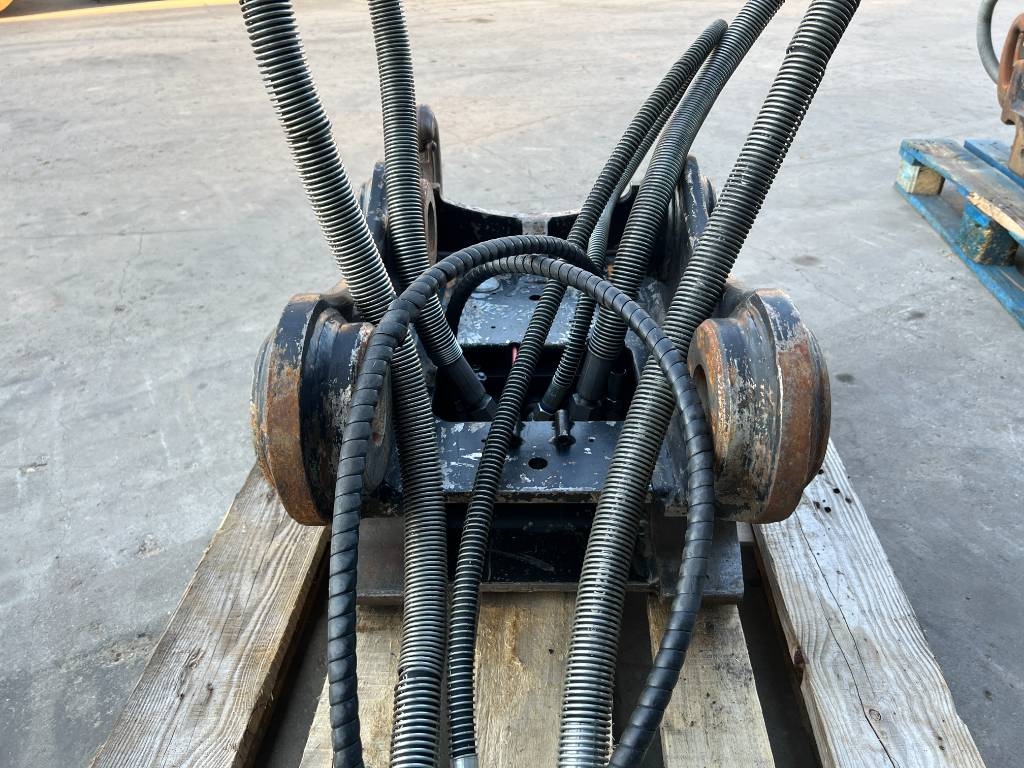OilQuick OQ65 - M314F / M316F / M318F 2018 907481 OilQuick OQ65 - M314F / M316F / M318F 2018 1 image 5