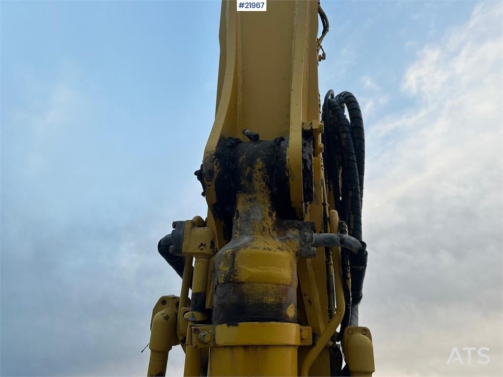 Komatsu PC240LC-8 Crawler Excavator w/ Digger Bucket. 2007 21967 PC240LC-8 Crawler Excavator w/ Digger Bucket. 2007 1 Craw...