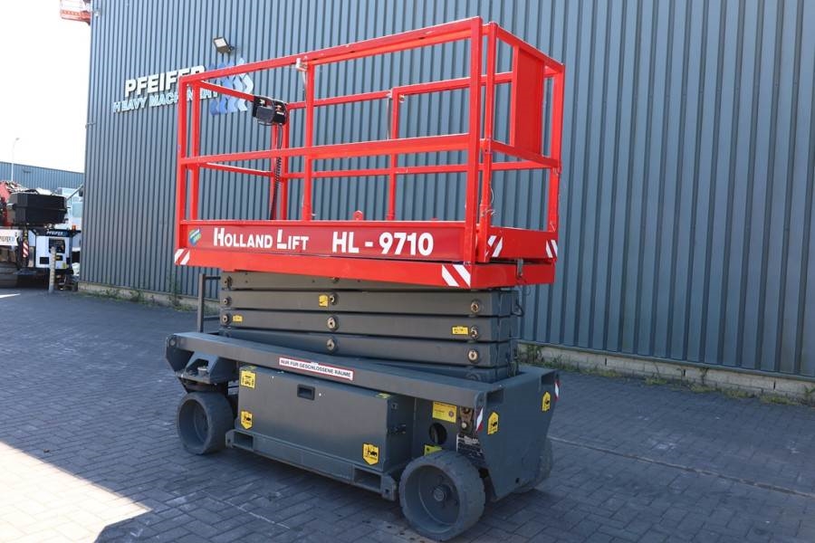 Holland Lift Ecostar HL-9710 Electric, 12m Working Height, 325k 2013 HOLLAND LIFT - Ecostar HL-9710 - 63523 Holland lift E...
