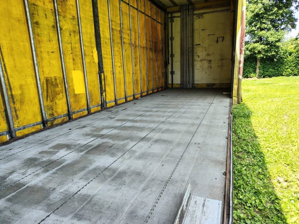 Wuelhorst 2005 sliding tarpaulin trailer 2005 Wuellhorst Schuifzeil 2005 1 image 11