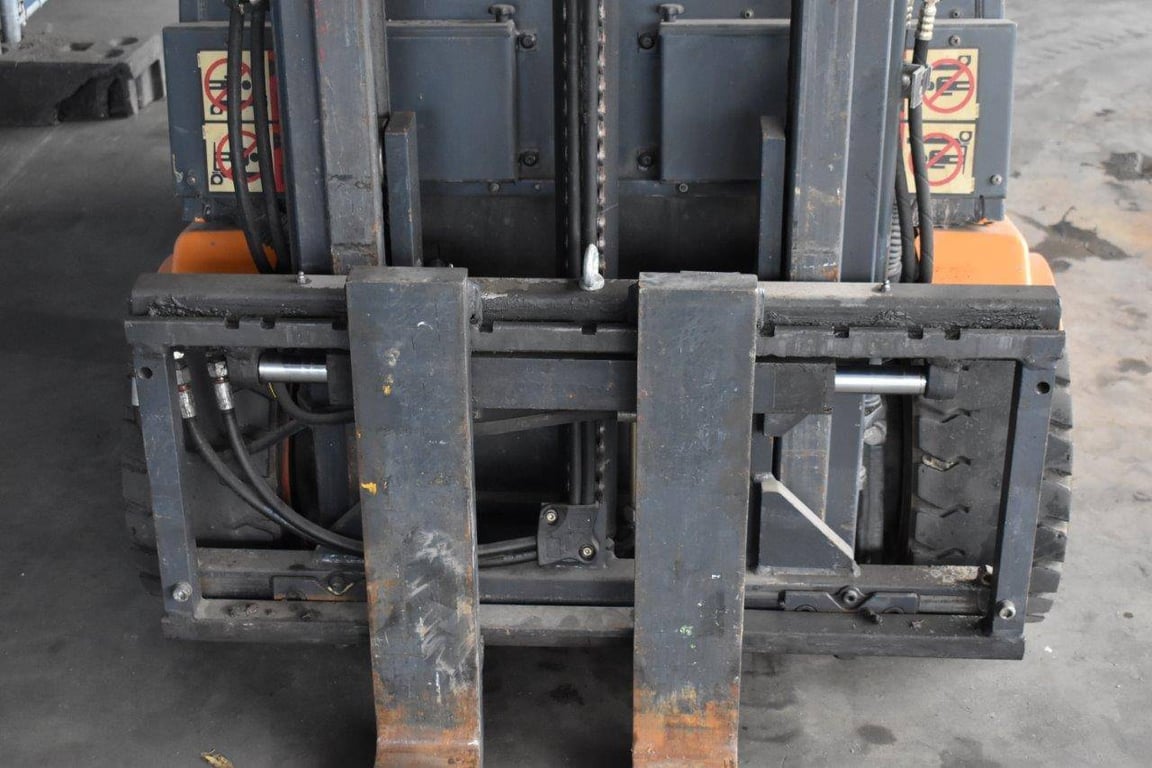 Forklift Still R20-20p Electric 2000kg 2006 Still R20-20p 2006 1 Forklift image 11