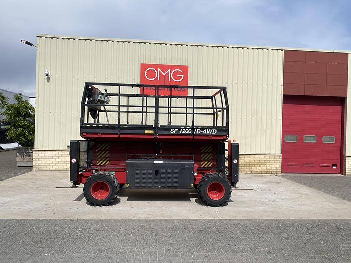 2001 Airo SF1200-D-4WD, 4x4 Schaar hoogwerker, 14 meter 2001 AIRO SF1200-D-4WD, 4x4 Schaar hoogwerker, 14 meter 2001 1 ima...