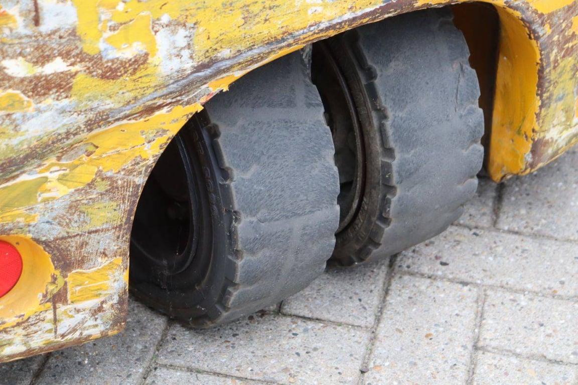 Heavy machinery product image - Image 15 of 15