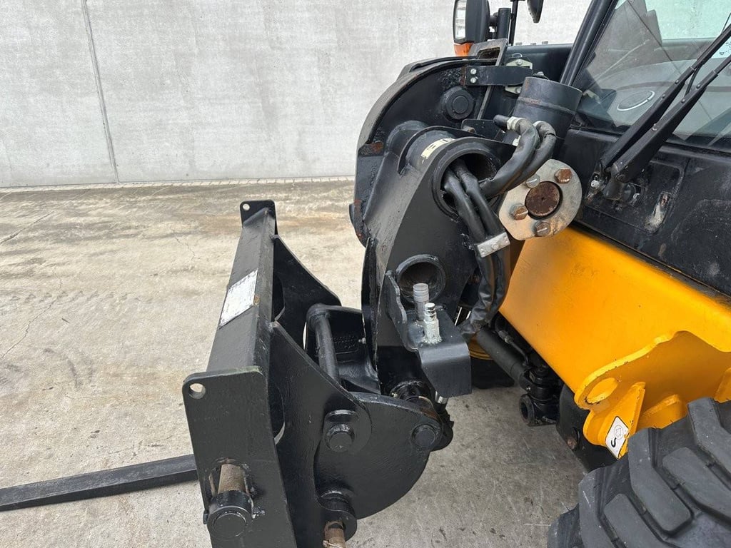 JCB 520-40 Diesel 36.3kW Telehandler 2018 2018 520-40 2018 1 image 10