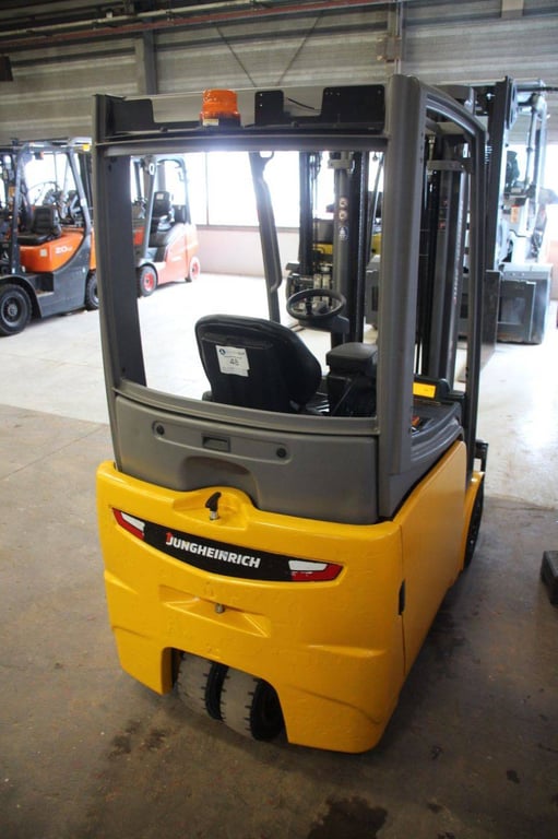 Heavy machinery product image - Image 5 of 15