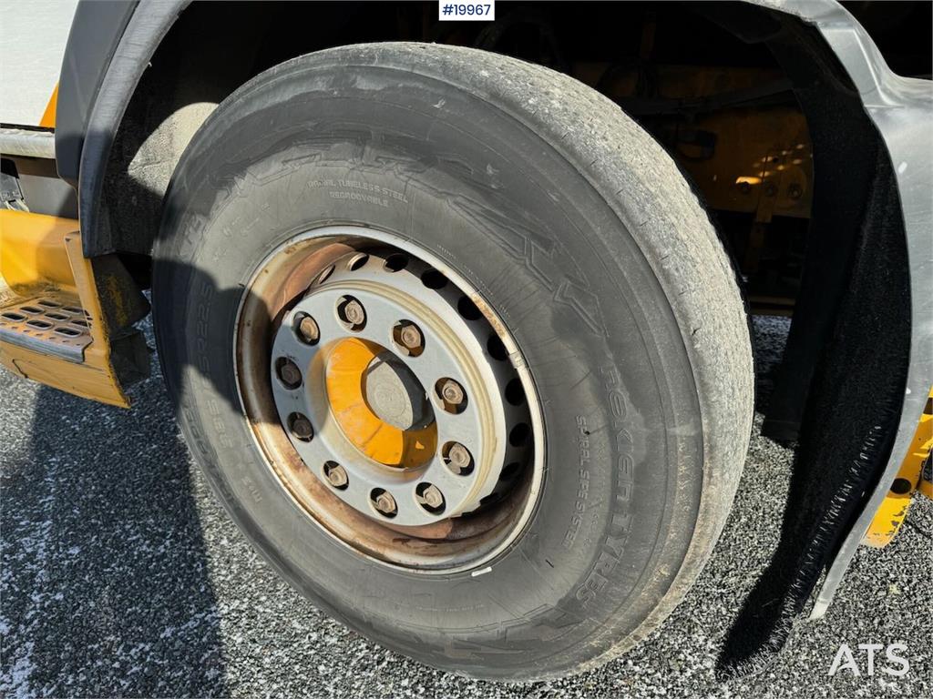 Heavy machinery product image - Image 11 of 15