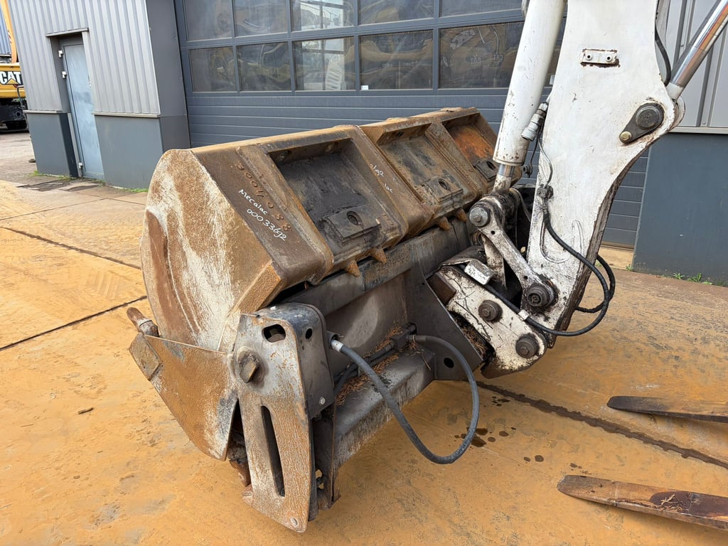 Mecalac 12MTX incl. 5 x bucket 2013 00033692 Mecalac 12MTX incl. 5 x bucket 2013 1 image 10