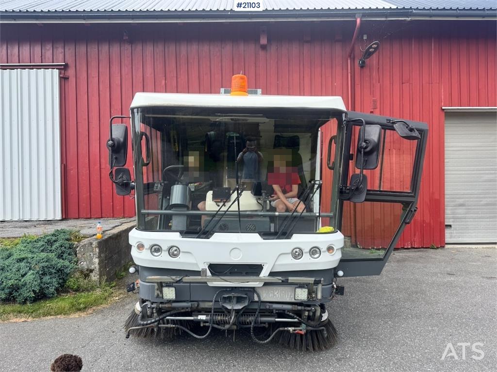 Ravo 540 Sweeper. 2006 21103 Ravo 540 Sweeper. 2006 1 image 8