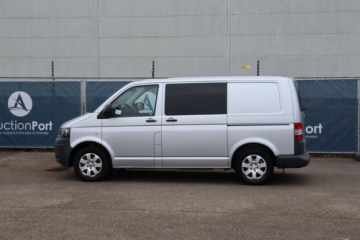 Volkswagen Transporter LPG + Petrol Van 2012 (Margin) 2012 Volkswagen Transporter T5 2012 1 image 3