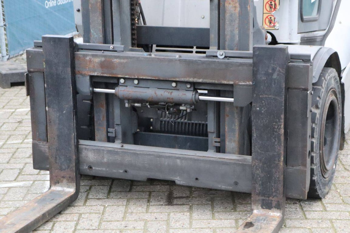 Forklift Still RX70-50 LPG 5000kg 2014 2014 Still RX70-50 2014 1 Forklift image 11