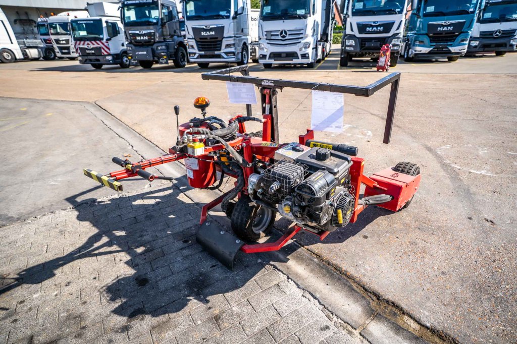 ACP Transpalette tout terrain-TA 1500 3RM 2020 E64751 ACP Transpalette tout terrain-TA 1500 3RM 2020 1 Rough Terrain Forkl...