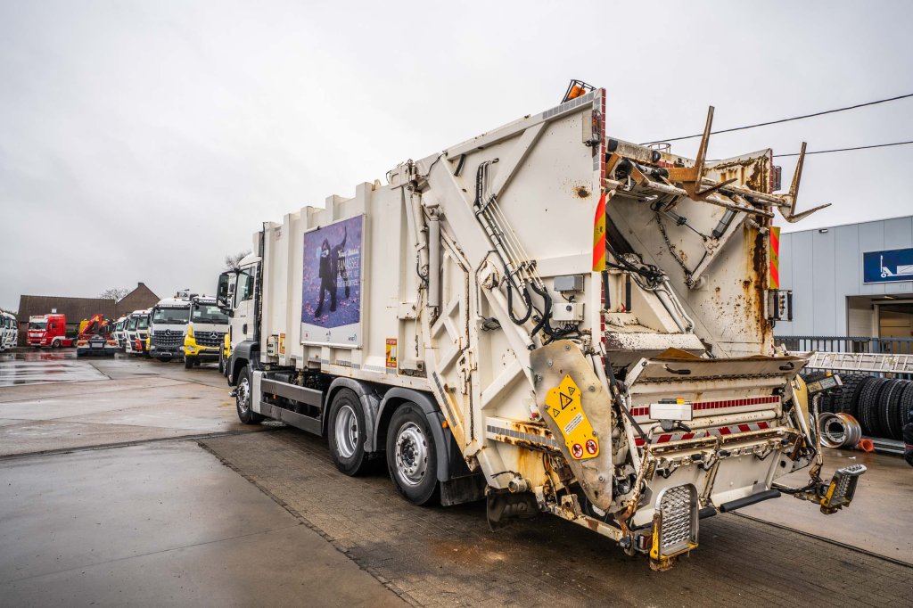 MAN TGS 26.320 BL - VDK PUSHER IIK 2011 E64686 TGS 26.320 BL - VDK PUSHER IIK 2011 1 image 6