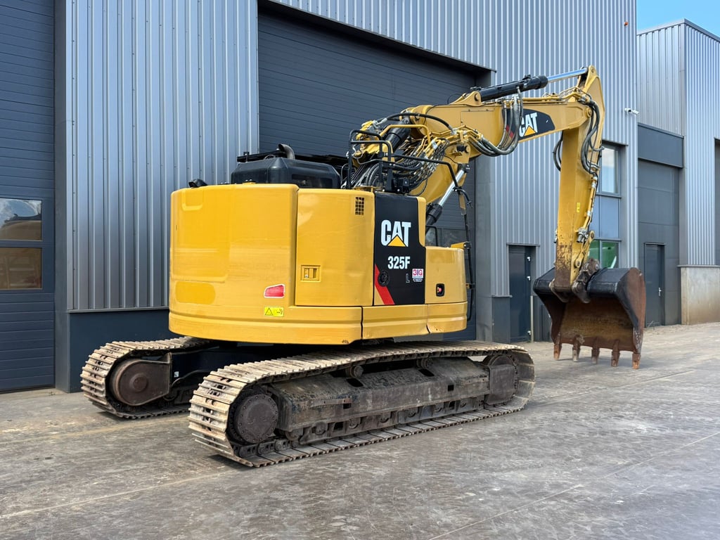 Caterpillar 325F LCR - 3 buckets 2018 00033371 325F LCR - 3 buckets 2018 1 image 6
