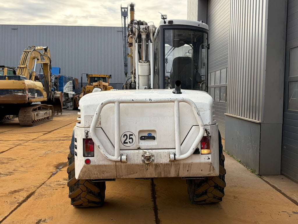 Mecalac 12MTX incl. 5 x bucket 2013 00033692 Mecalac 12MTX incl. 5 x bucket 2013 1 image 4