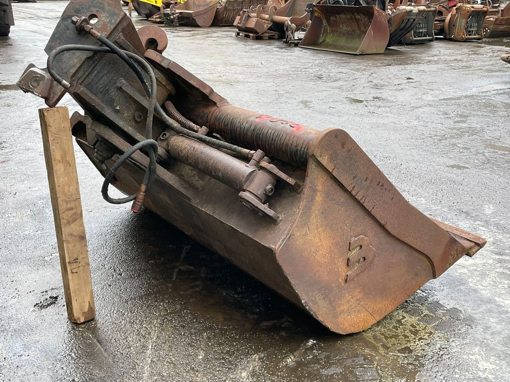 Tilting bucket CW40 70001952 Tilting bucket CW40 1 image 5